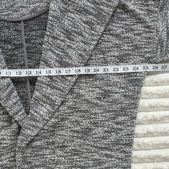 ASTR The Label Open Front Cardigan Long Sleeve Black and White Large - Picture 6 of 8